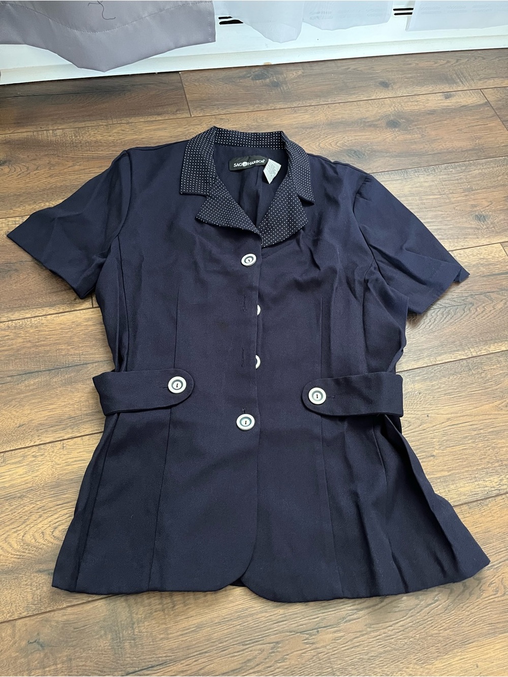 Sag Harbor Navy Short-Sleeve Button Blazer with Contrast Collar